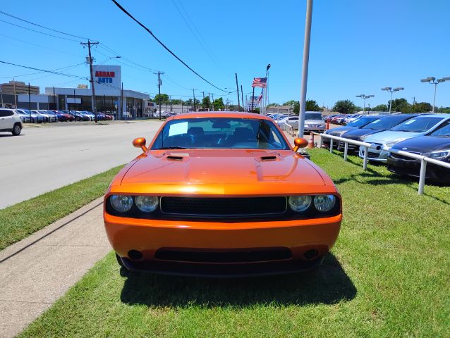 2011 Dodge Challenger SE
