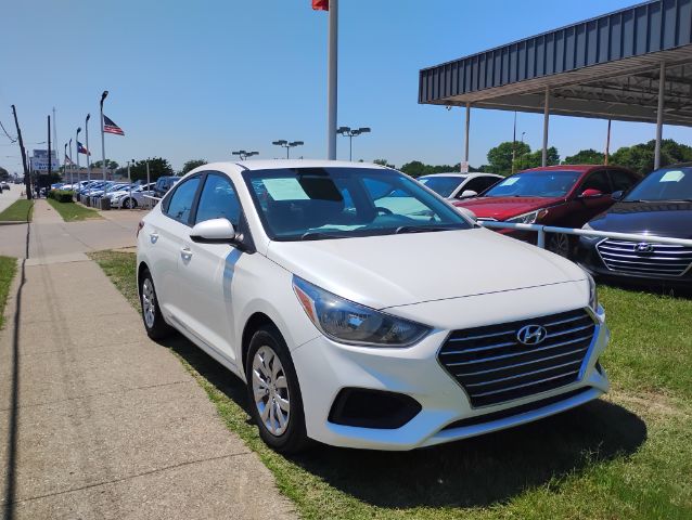 2020 Hyundai Accent SE