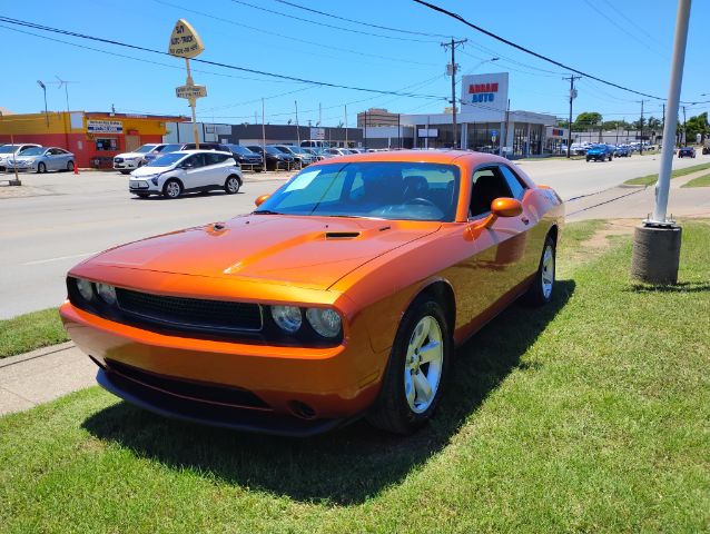 2011 Dodge Challenger SE