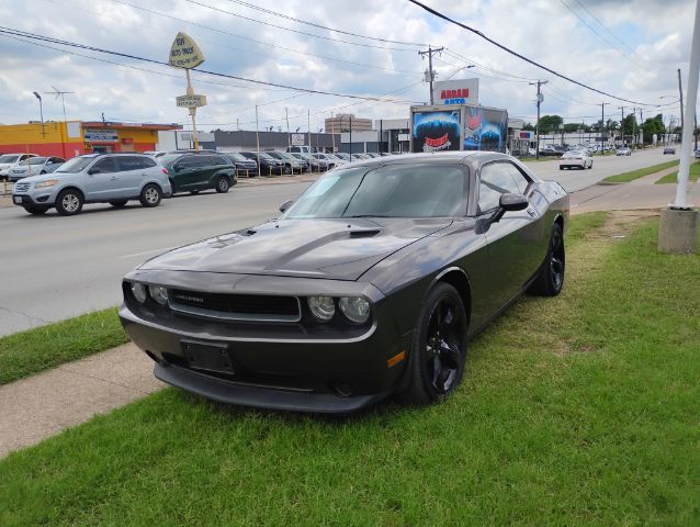 2014 Dodge Challenger SXT
