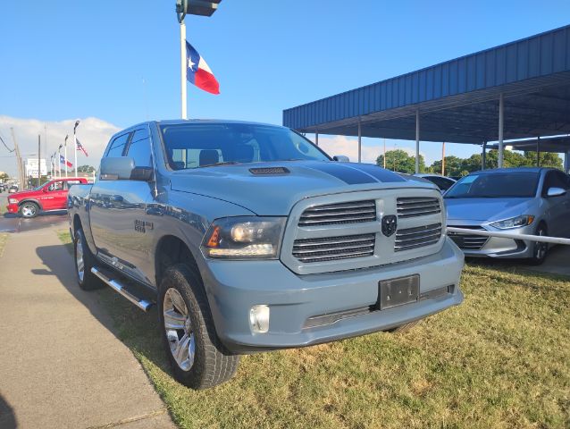 2015 RAM 1500 Sport Crew Cab SWB 4