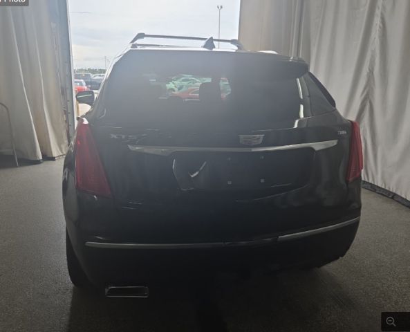 2017 Cadillac XT5 Standard