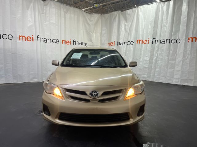 2011 Toyota Corolla LE 4-Speed AT