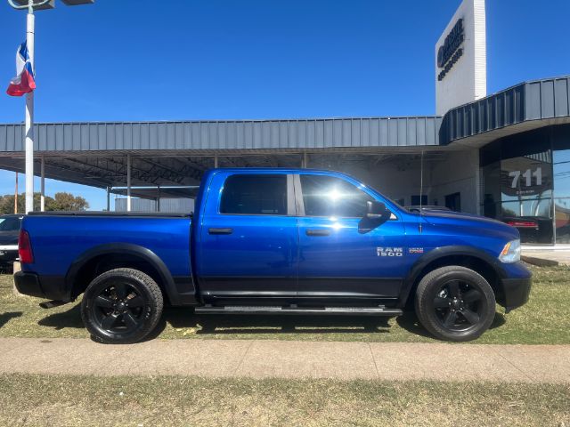 2017 RAM 1500 4WD V8 CREW CAB 5.7L SLT
