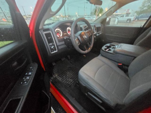 2018 RAM 1500 ST Quad Cab 4WD