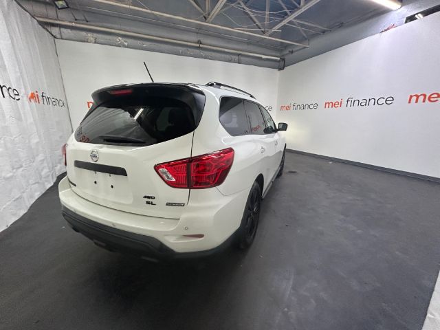 2018 Nissan Pathfinder SL