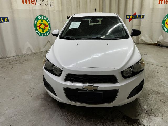 2016 Chevrolet Sonic LS Auto 5-Door
