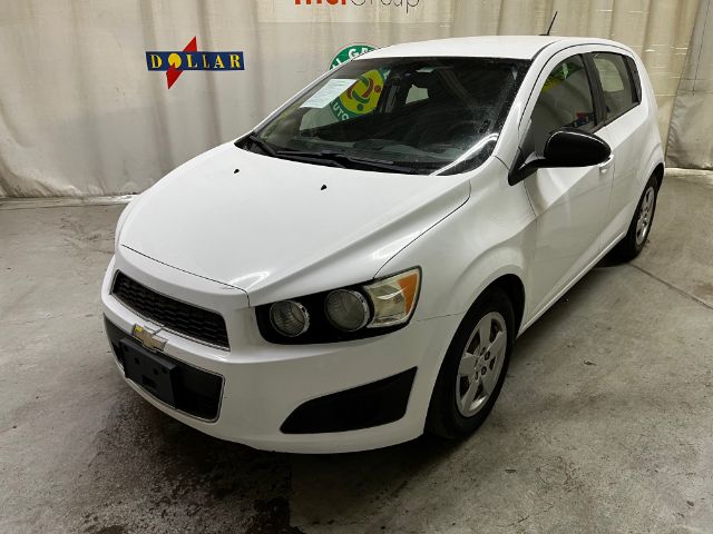 2016 Chevrolet Sonic LS Auto 5-Door