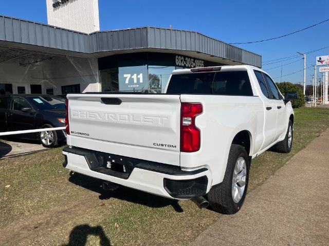2021 Chevrolet Silverado 1500 2WD Double Cab Standard Bed Custom