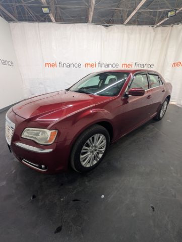 2013 Chrysler 300 Base's photo
