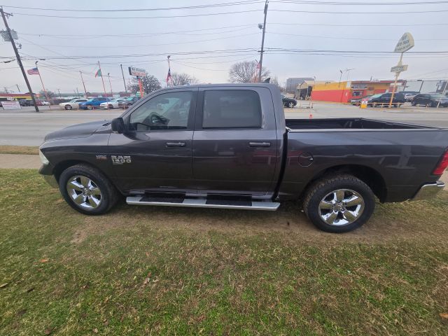 2019 Ram 1500 Classic Lone Star Crew Cab 4x2 5'7 Box