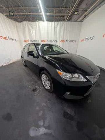 2015 Lexus ES 350 Crafted Line