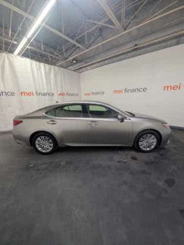2015 Lexus ES 350 Crafted Line