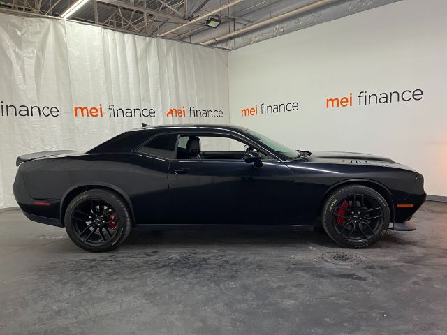 2015 Dodge Challenger SXT Plus