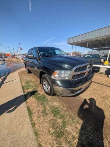 2016 RAM 1500 SLT Crew Cab SWB 4WD