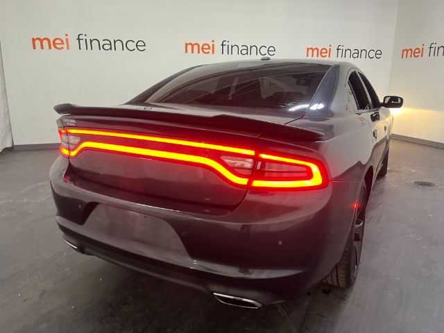 2017 Dodge Charger SE RWD