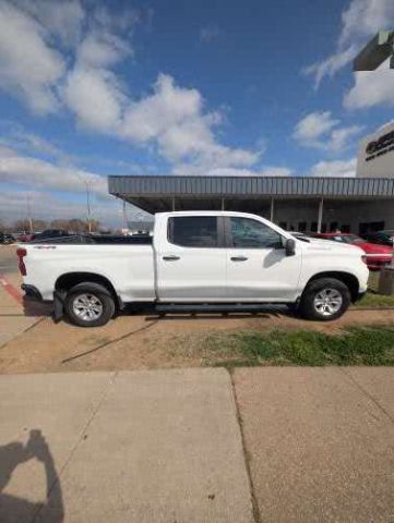 2022 Chevrolet Silverado 1500 4WD Crew Cab Short Bed WT