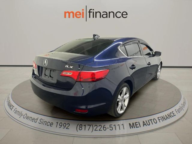 2013 Acura ILX 5-Spd AT w/ Premium Package
