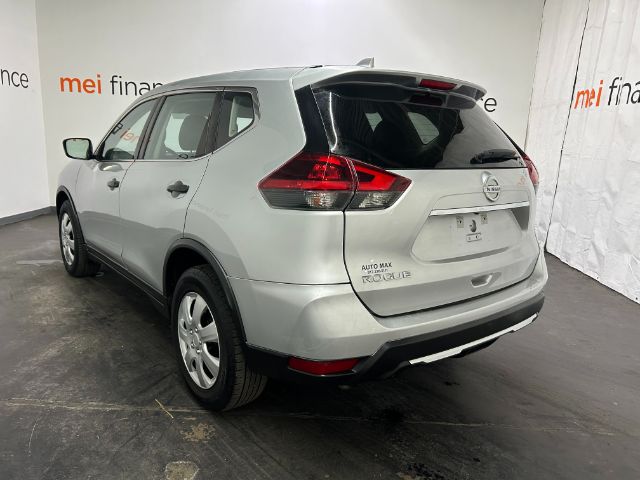 2018 Nissan Rogue FWD 4D SUV S