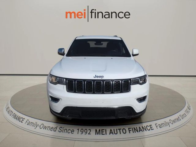 2017 Jeep Grand Cherokee Laredo 4x2